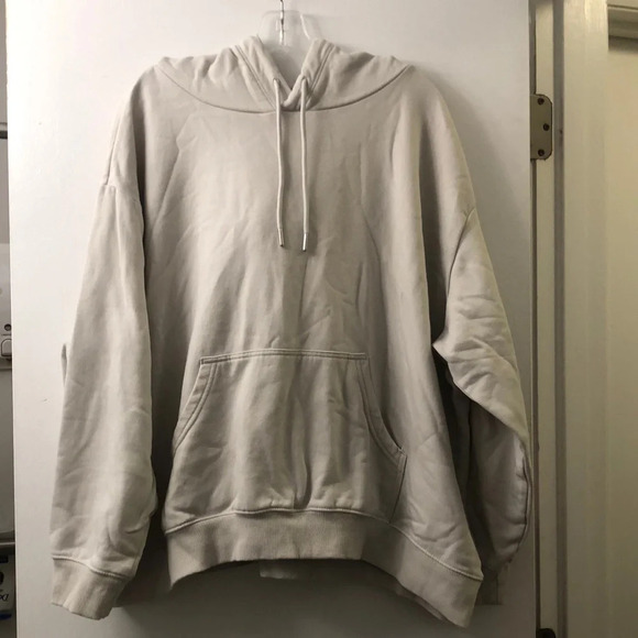 H&M Sweaters - H&M Sweatshirt